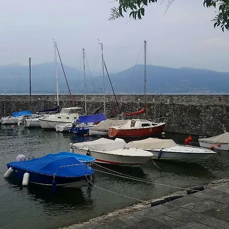 View Lejlighed Ispra